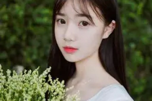美顶流纯神演穿普拉达的女王2被删光！秀身体黑历史太多