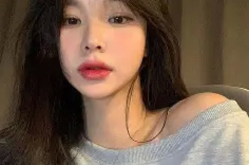 内娱清纯女星偷闯日本拍艳情片被网友当场撞破