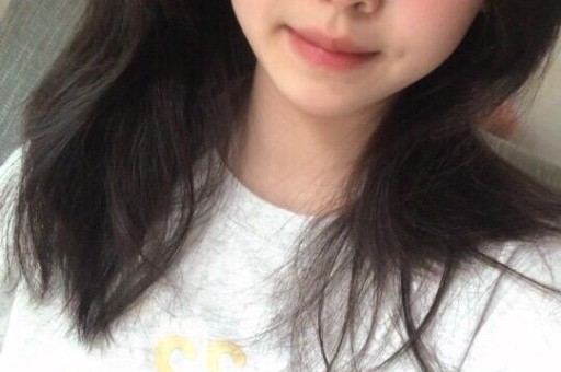 陪玩陪睡算啥？继人体盛宴、舔手指后艺人再曝阴暗面 秦岚被牵